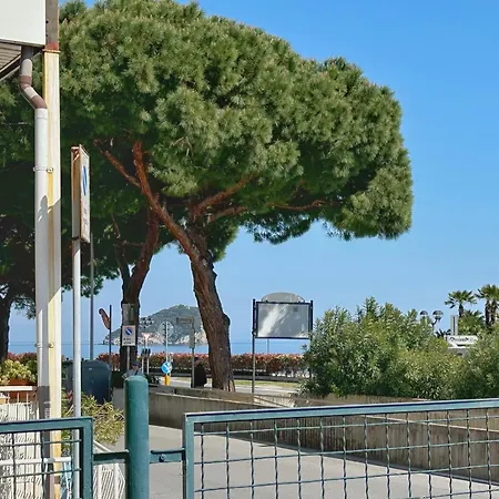 Mare E Relax - A Due Passi Dalla * Spotorno